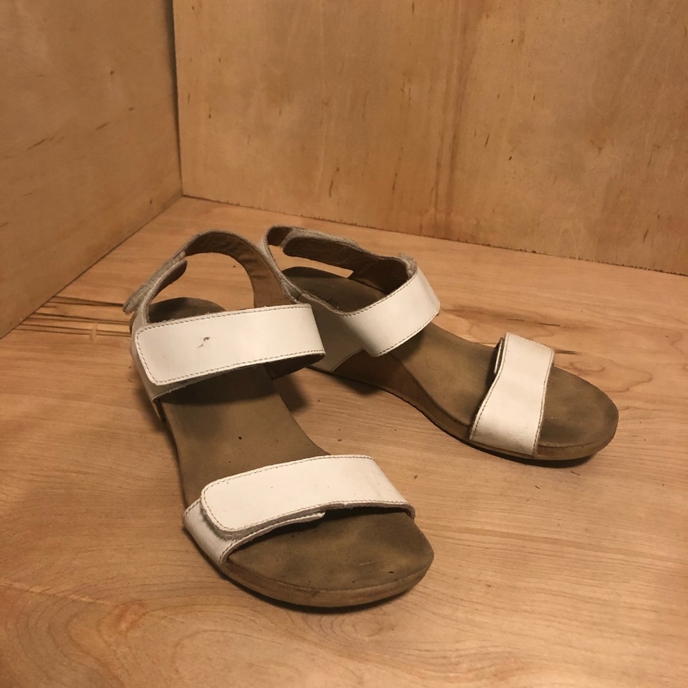 Comfortable white sandals